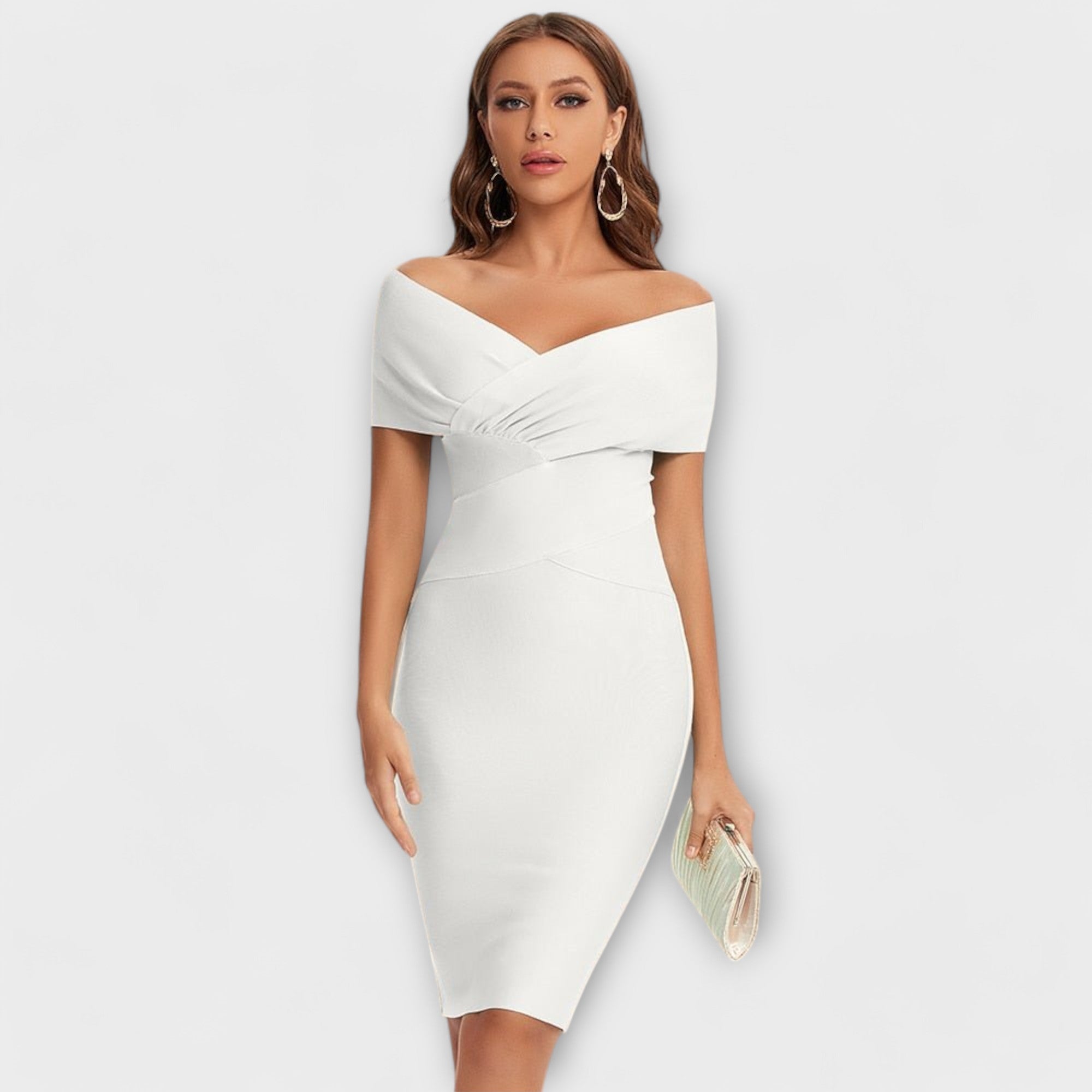 Lara| Elegantična mini haljina s V izrezom